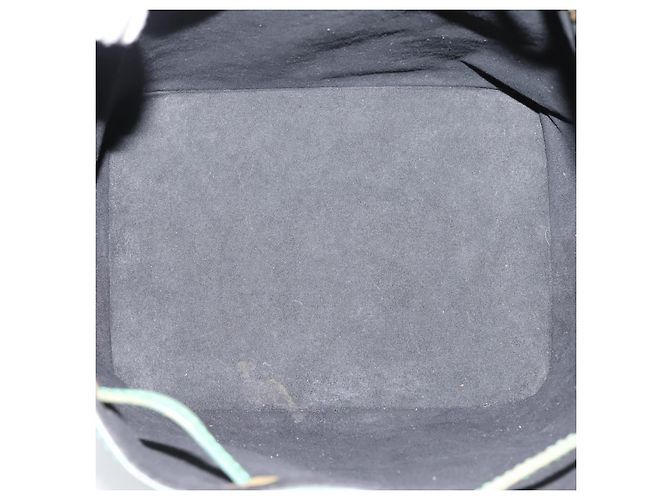 Borsa a tracolla LOUIS VUITTON Epi Petit Noe Verde M44104 LV Auth 201250A - vista 11