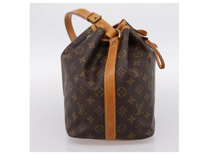 LOUIS VUITTON Monogram Petit Noe Shoulder Bag M42226 LV Auth 203191V Monogramm - Ansicht 4