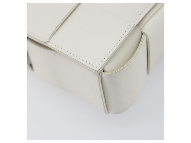 Borsa Bottega Veneta Maxi Intrecciato Cassette in pelle Bianco Argento Auth mr2874V - vista 12