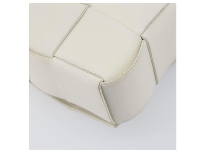 Borsa Bottega Veneta Maxi Intrecciato Cassette in pelle Bianco Argento Auth mr2874V - vista 14