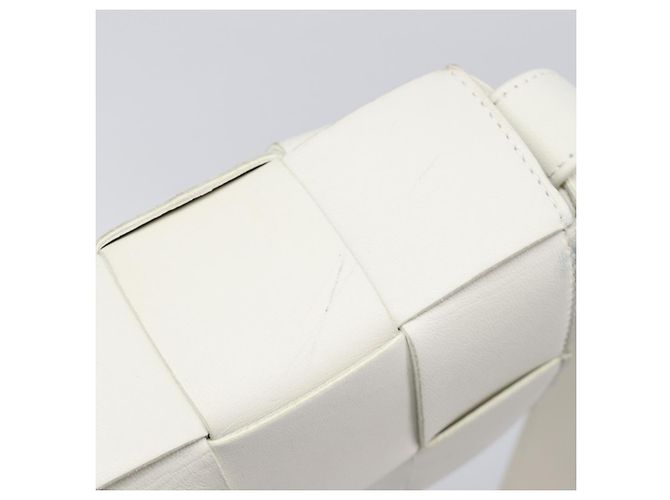 Borsa Bottega Veneta Maxi Intrecciato Cassette in pelle Bianco Argento Auth mr2874V - vista 17