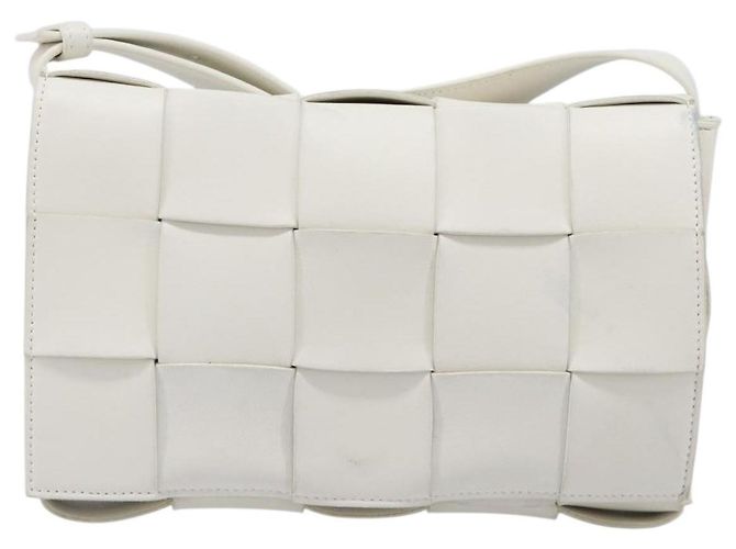 Borsa Bottega Veneta Maxi Intrecciato Cassette in pelle Bianco Argento Auth mr2874V - vista 2