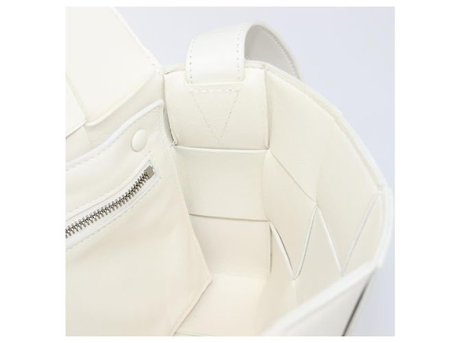 Borsa Bottega Veneta Maxi Intrecciato Cassette in pelle Bianco Argento Auth mr2874V - vista 21