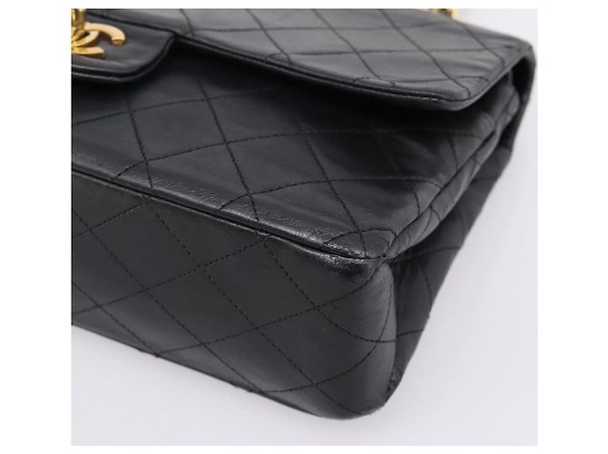 Borsa a tracolla CHANEL Matelasse 25 in pelle d'agnello nera con catena e CC dorato Auth 200746V Nero D'oro - vista 10