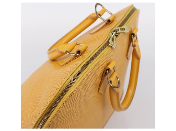 Borsa a mano LOUIS VUITTON Epi Alma Gialla M52149 LV Auth 197280A Giallo - vista 6