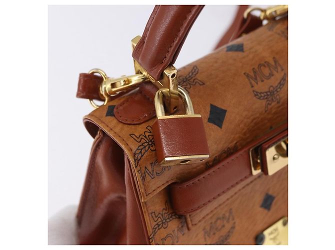 Bolso de mano MCM Vicetos Logogram PVC Leather 2way Brown Gold Auth 203014A Castaño Dorado - vista 16