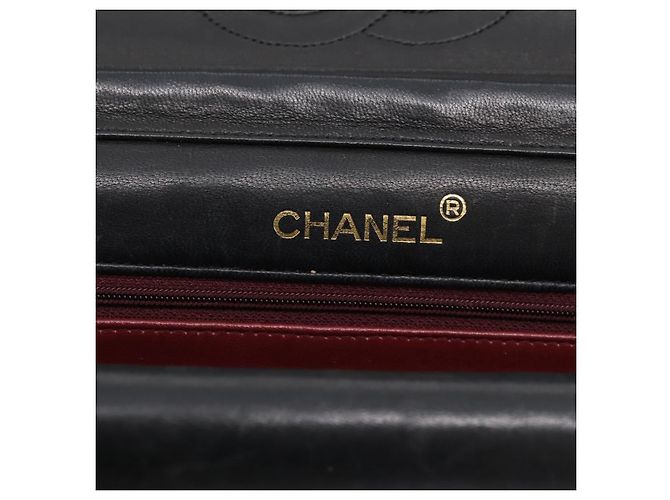 Borsa a tracolla CHANEL Matelasse con catena in pelle d'agnello nera e oro CC Auth 203454V Nero D'oro - vista 16