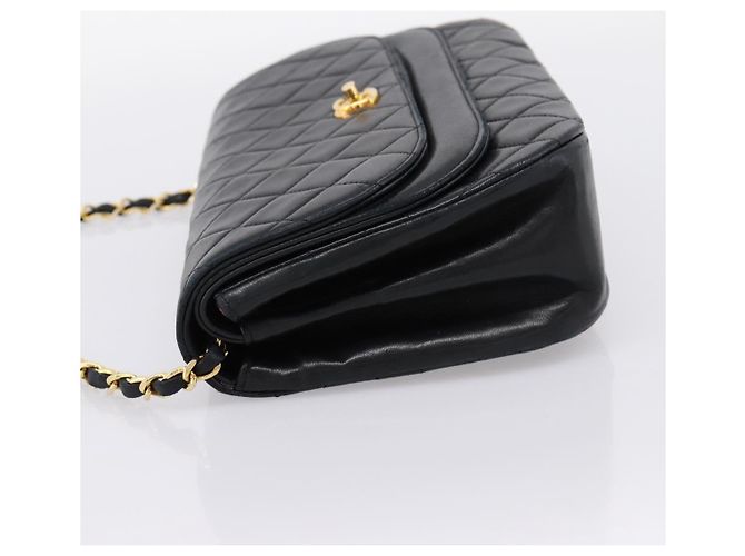 Borsa a tracolla CHANEL Matelasse con catena in pelle d'agnello nera e oro CC Auth 203454V Nero D'oro - vista 4