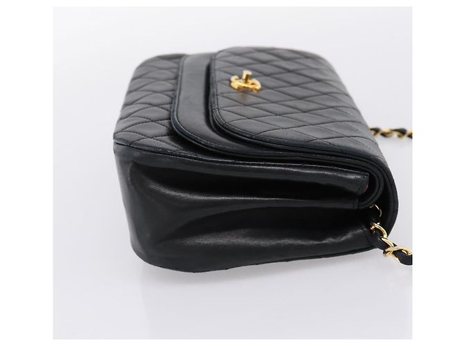 Borsa a tracolla CHANEL Matelasse con catena in pelle d'agnello nera e oro CC Auth 203454V Nero D'oro - vista 5
