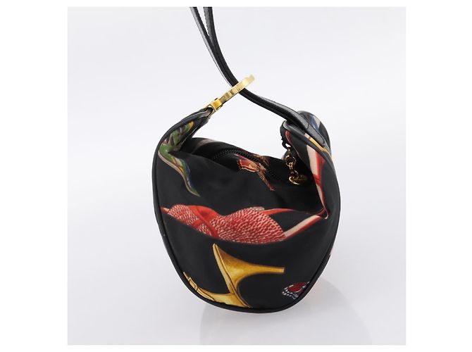 Pouch Salvatore Ferragamo Gancini Nylon Nero Tono Oro Auth 200166 - vista 5