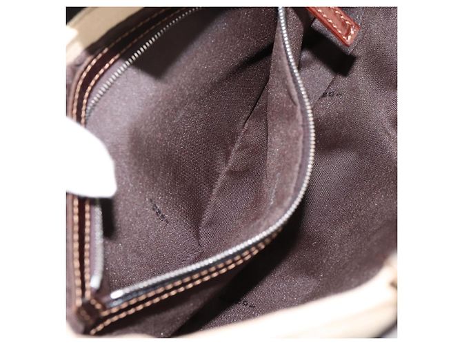 Borsa a tracolla FENDI Zucca Canvas Mamma Baguette Beige Silver Auth 203140V Argento - vista 21