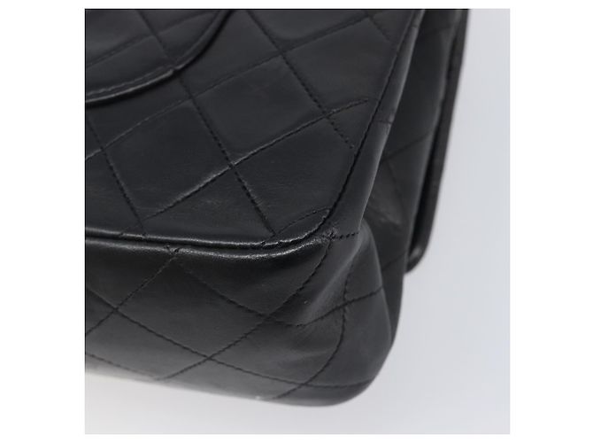 Borsa a tracolla CHANEL Chain Matelasse 25 in pelle d'agnello nera e oro CC Auth 200542SAM Nero D'oro - vista 12