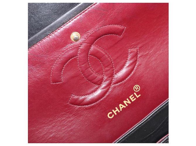 Borsa a tracolla CHANEL Chain Matelasse 25 in pelle d'agnello nera e oro CC Auth 200542SAM Nero D'oro - vista 18