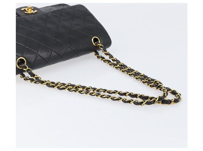 Borsa a tracolla CHANEL Chain Matelasse 25 in pelle d'agnello nera e oro CC Auth 200542SAM Nero D'oro - vista 7