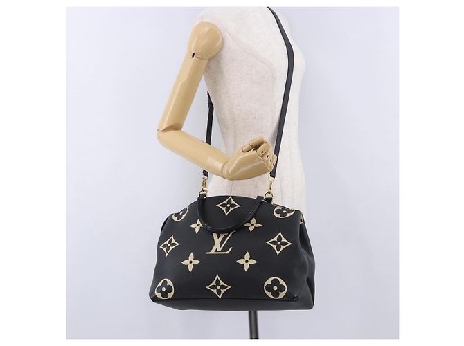 LOUIS VUITTON Monogram Empreinte Grand Palais MM Hand Bag M45842 Auth ka6115SAV Nero Monogramma - vista 28