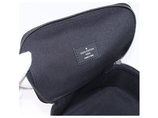 LOUIS VUITTON Monogram Eclipse Cube de Langemont PM Pouch M44697 LV Auth 200397V Monograma - vista 14