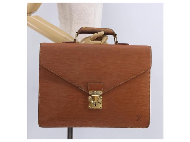LOUIS VUITTON Epi Serviette Conseiller Case Zipangu Gold M54428 LV Auth 203011 - vista 26