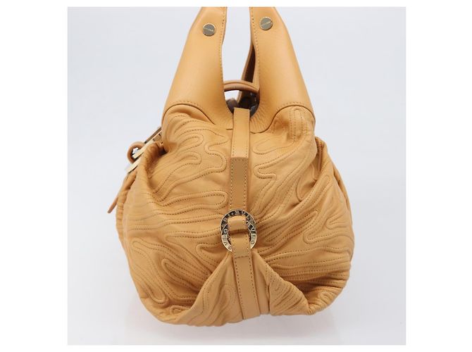 Bulgari Borsa a spalla BVLGARI Chandra in pelle Beige Gold Auth am12555M D'oro - vista 4
