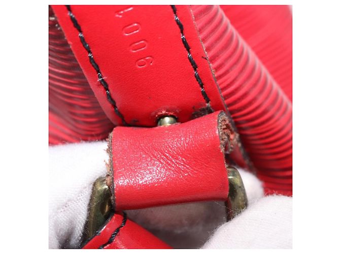 Borsa a tracolla LOUIS VUITTON Epi Petit Noe Rossa M44107 LV Auth ka5541 Rosso - vista 30