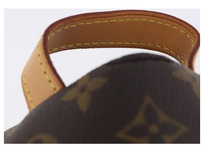 LOUIS VUITTON Monogram Shoe Care Kit Pouch M47925 LV Auth 200390A Monogramma - vista 14