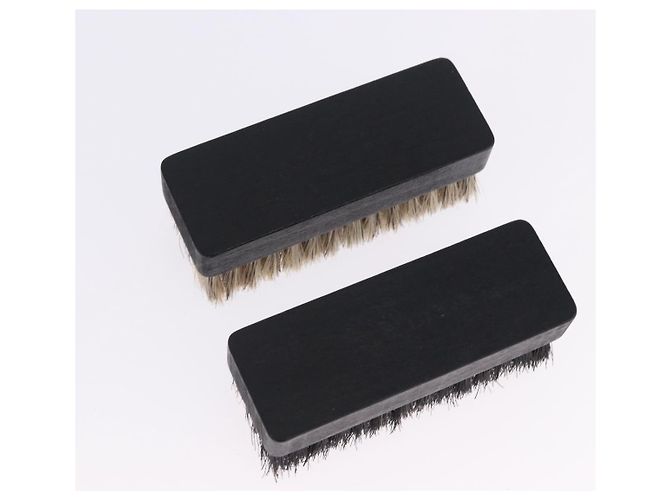 LOUIS VUITTON Monogram Shoe Care Kit Pouch M47925 LV Auth 200390A Monogramma - vista 30