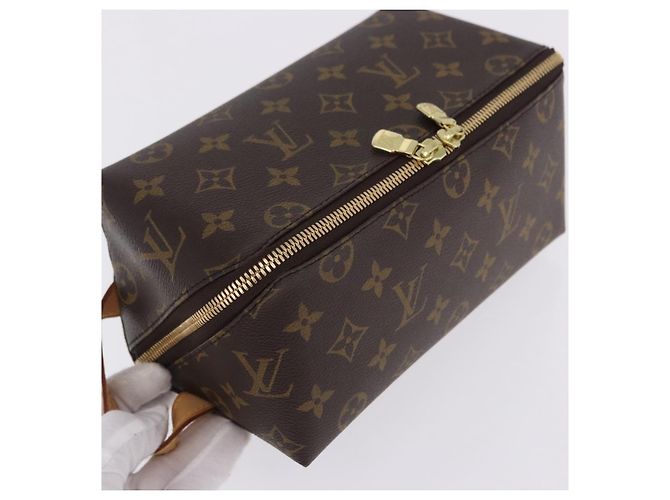 LOUIS VUITTON Monogram Shoe Care Kit Pouch M47925 LV Auth 200390A Monogramma - vista 7