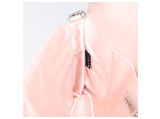 Borsa a tracolla Miu Miu Matelassé Bijoux Chain in raso rosa argento Auth 200528V - vista 21