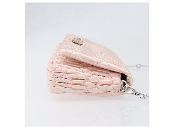 Borsa a tracolla Miu Miu Matelassé Bijoux Chain in raso rosa argento Auth 200528V - vista 4