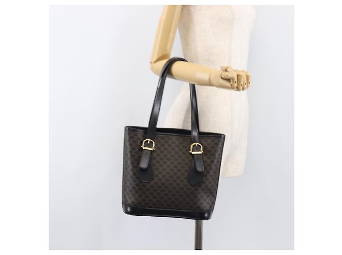 Céline Borsa a mano CELINE Macadam Canvas PVC Leather Black Gold Auth mr2888A Nero D'oro - vista 23