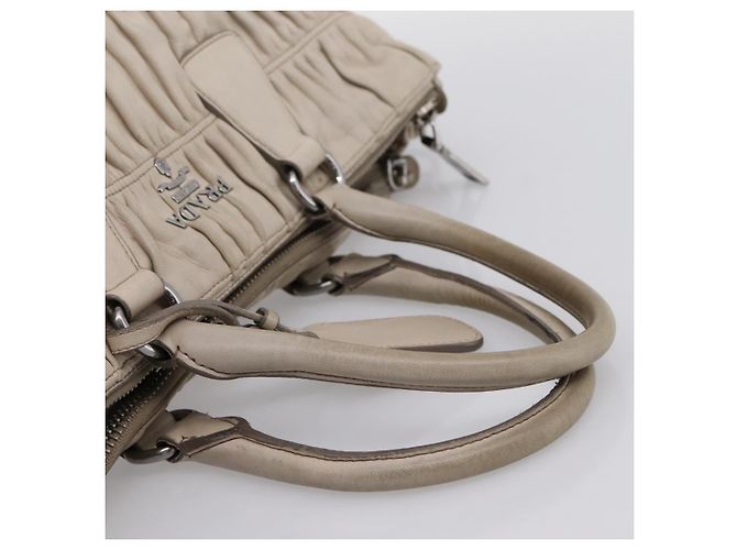 Borsa a mano Prada Gathered in pelle 2way Ivory Silver Auth 202895A Argento Crudo - vista 7