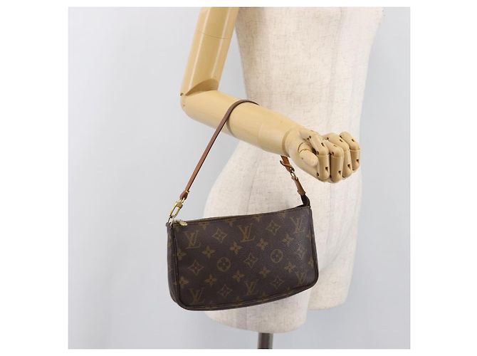 LOUIS VUITTON Monogram Pochette Accessoires Pouch M51980 LV Auth 200720A Monogramma - vista 22