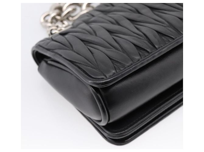Borsa a tracolla Miu Miu Matelassé con catena in pelle nera e argento Auth 203216V Nero - vista 15