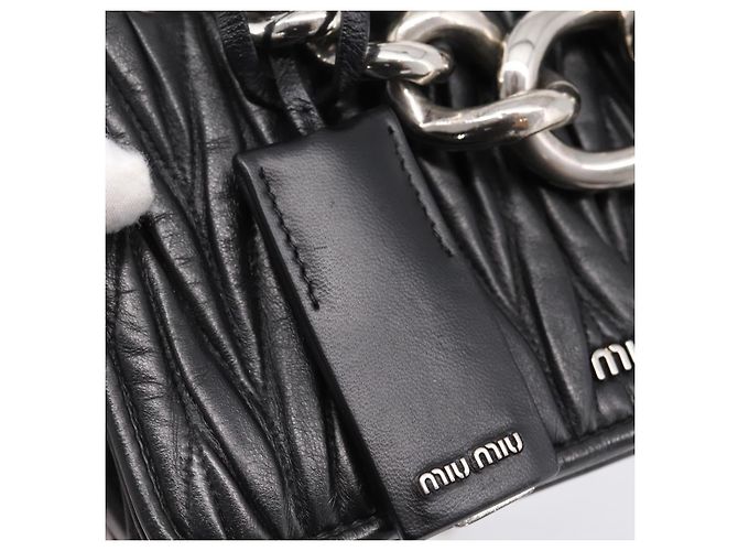 Borsa a tracolla Miu Miu Matelassé con catena in pelle nera e argento Auth 203216V Nero - vista 16