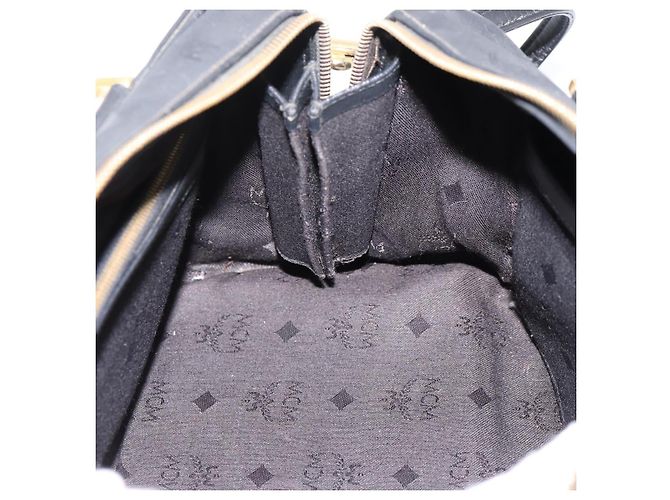 Borsa a mano MCM Logogram Vicetos PVC 2way Black Gold Auth mr2890 Nero D'oro - vista 19