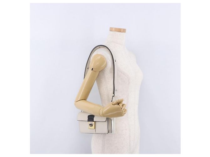 Maison Martin Margiela Maison Margiela Bolsa Horizontal New Rock Couro Branco Prata Auth BA15641V - vista 34