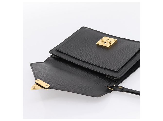 LOUIS VUITTON Epi Serie Dragonne Clutch Bag Black Noir M52612 LV Auth 202460 Nero - vista 18