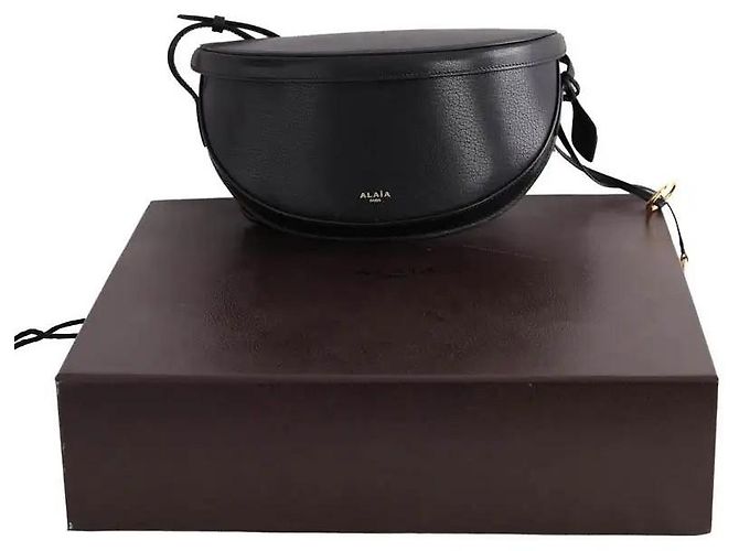 Sac à bandoulière Alaïa Hip Small en cuir noir - vue 6