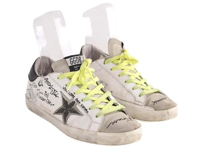 Golden Goose Baskets Graffiti blanches - vue 3