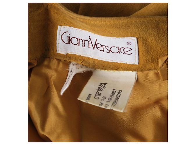 Gianfranco Ferré Bermuda in camoscio ocra vintage Gianni Versace Marrone - vista 5