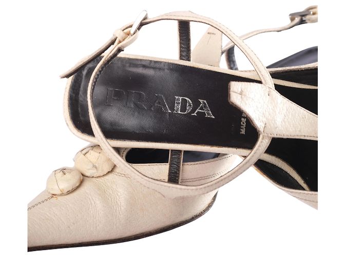 Prada Fall/Winter 2000 Ivory Leather Pointed-Toe Slingback Pumps Cream - view 5