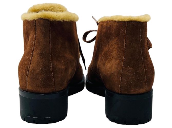 Prada Stiefeletten aus Wildleder Brown / Tan, shearling-gefüttert, mit Lug-Sohlen Braun - Ansicht 5