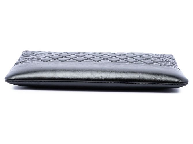 Clutch Chanel Gabrielle O Case Large in Vitello Invecchiato Nero - vista 3