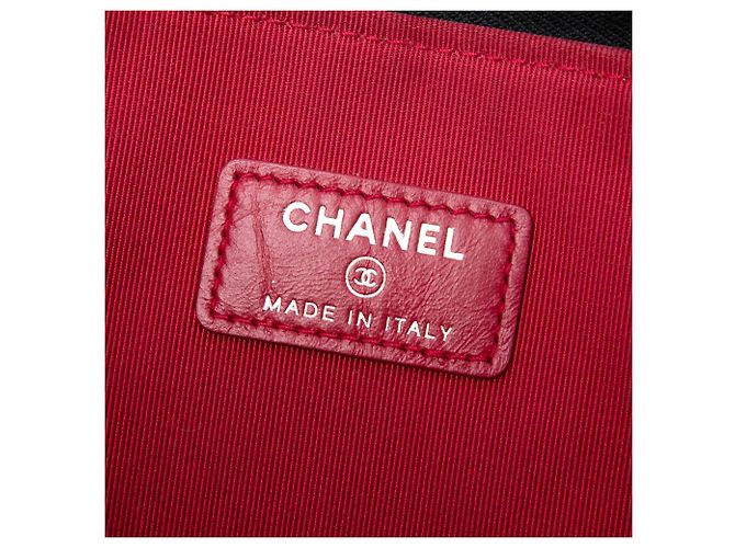 Clutch Chanel Gabrielle O Case Large in Vitello Invecchiato Nero - vista 5
