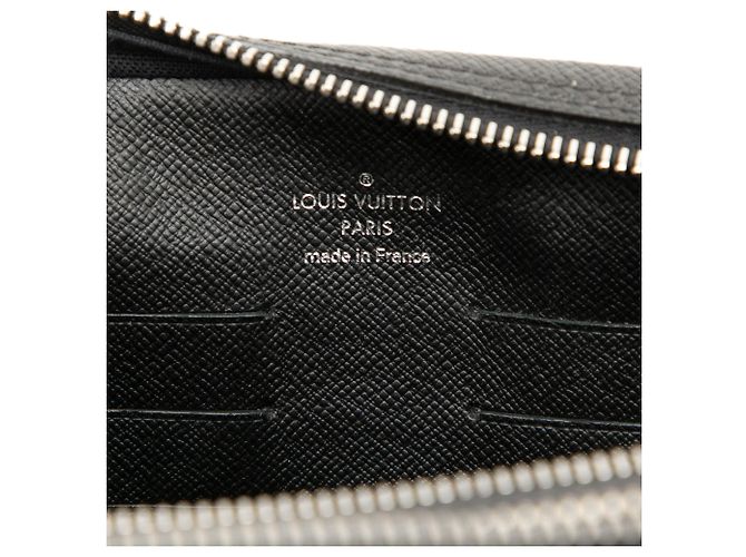 Borsa a pochette Louis Vuitton Taiga Kasai Nera Nero - vista 5