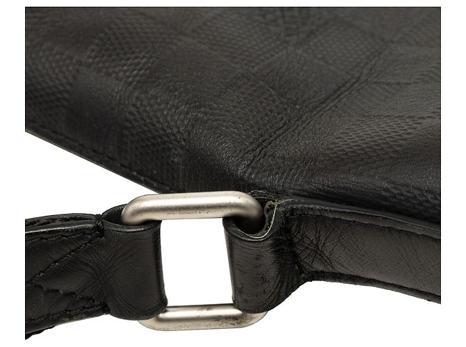 Louis Vuitton Damier Infini Discovery Messenger MM Crossbody Bag Schwarz - Ansicht 6