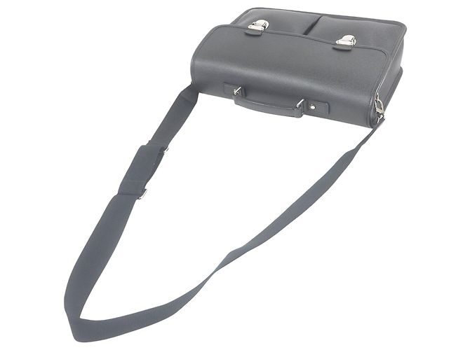 Borsa da Lavoro Louis Vuitton Taiga Anton Briefcase Grigia Grigio - vista 11