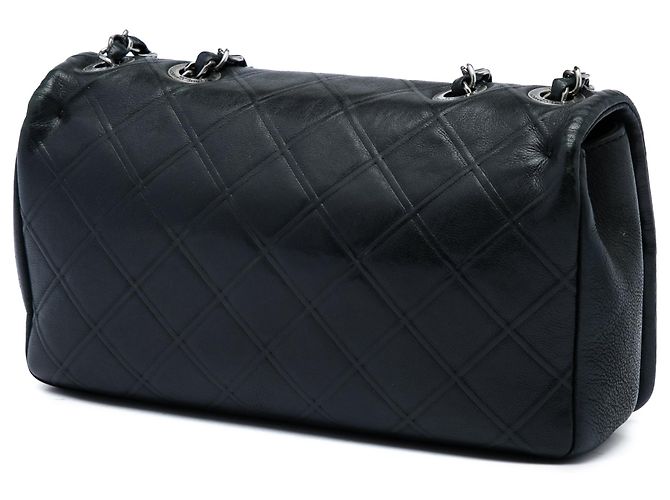 Borsa a tracolla Chanel Medium Diamond Embossed Calfskin New Chic Flap Nera Nero - vista 2