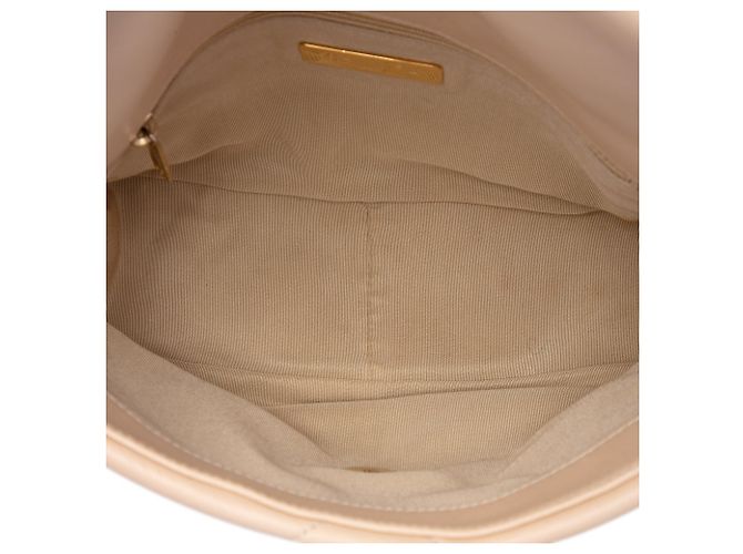 Borsa Chanel 19 Flap Medium in pelle di agnello marrone - vista 4