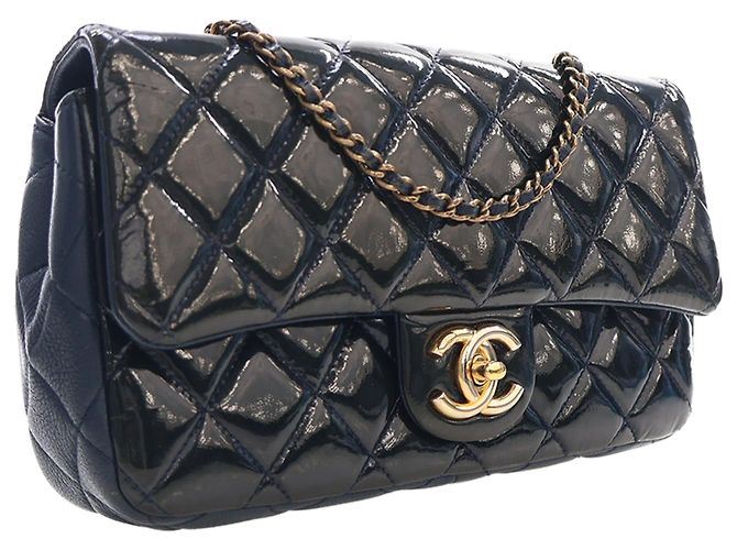 Borsa a tracolla Chanel Paris Salzburg Medium in vernice e pelle di capra blu con occhielli CC - vista 3