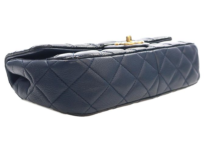 Borsa a tracolla Chanel Paris Salzburg Medium in vernice e pelle di capra blu con occhielli CC - vista 5